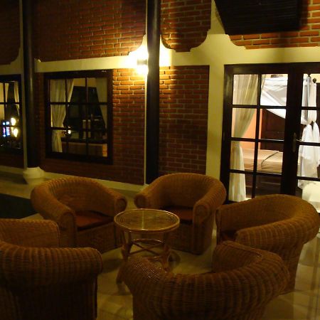 Villa Pelangi Bali Seririt  ภายนอก รูปภาพ
