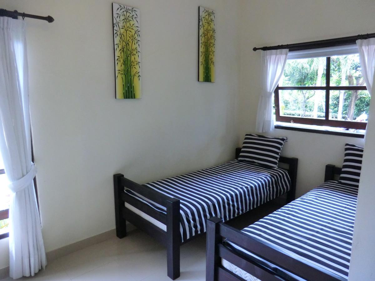 Villa Pelangi Bali Seririt  ภายนอก รูปภาพ