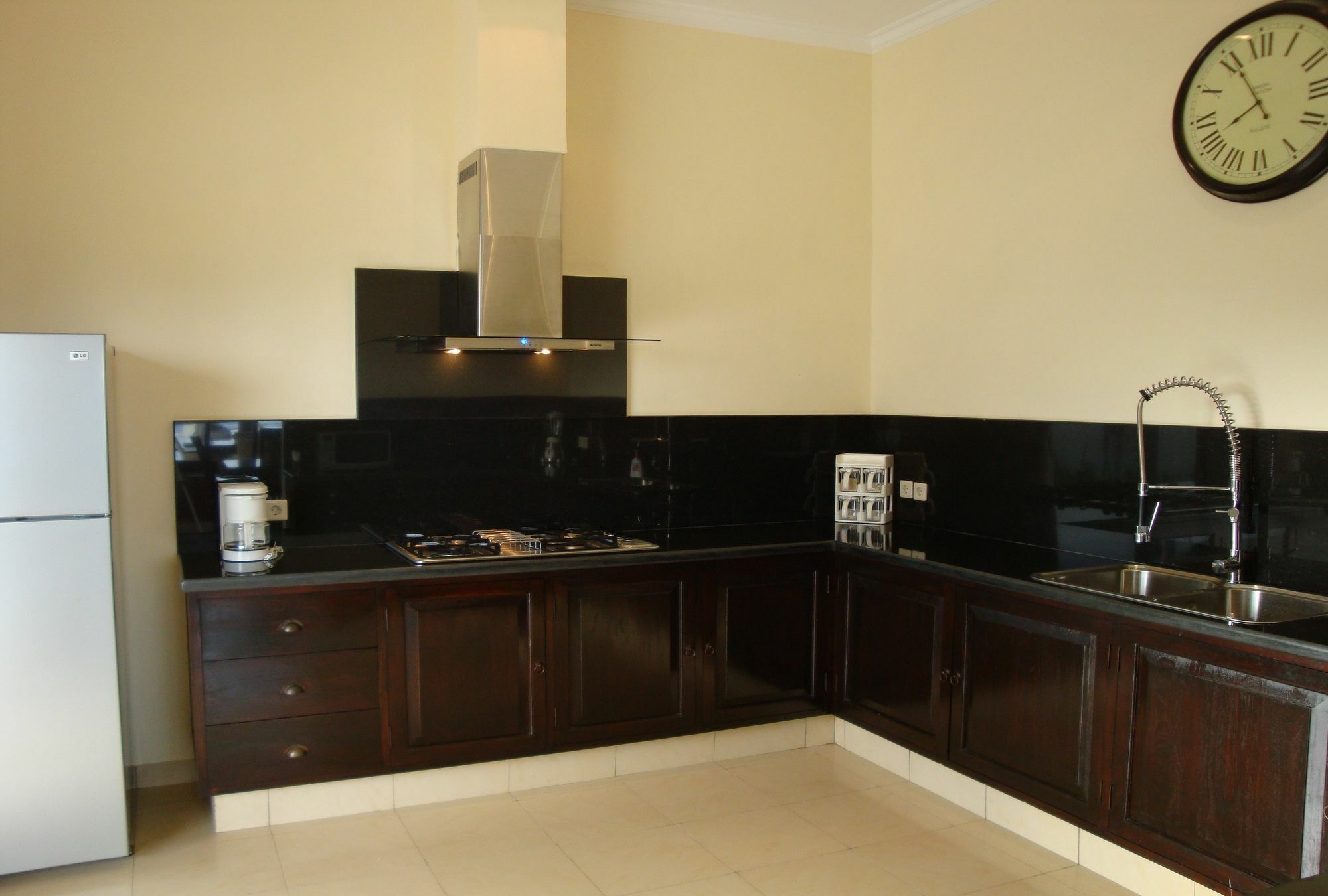 Villa Pelangi Bali Seririt  ภายนอก รูปภาพ