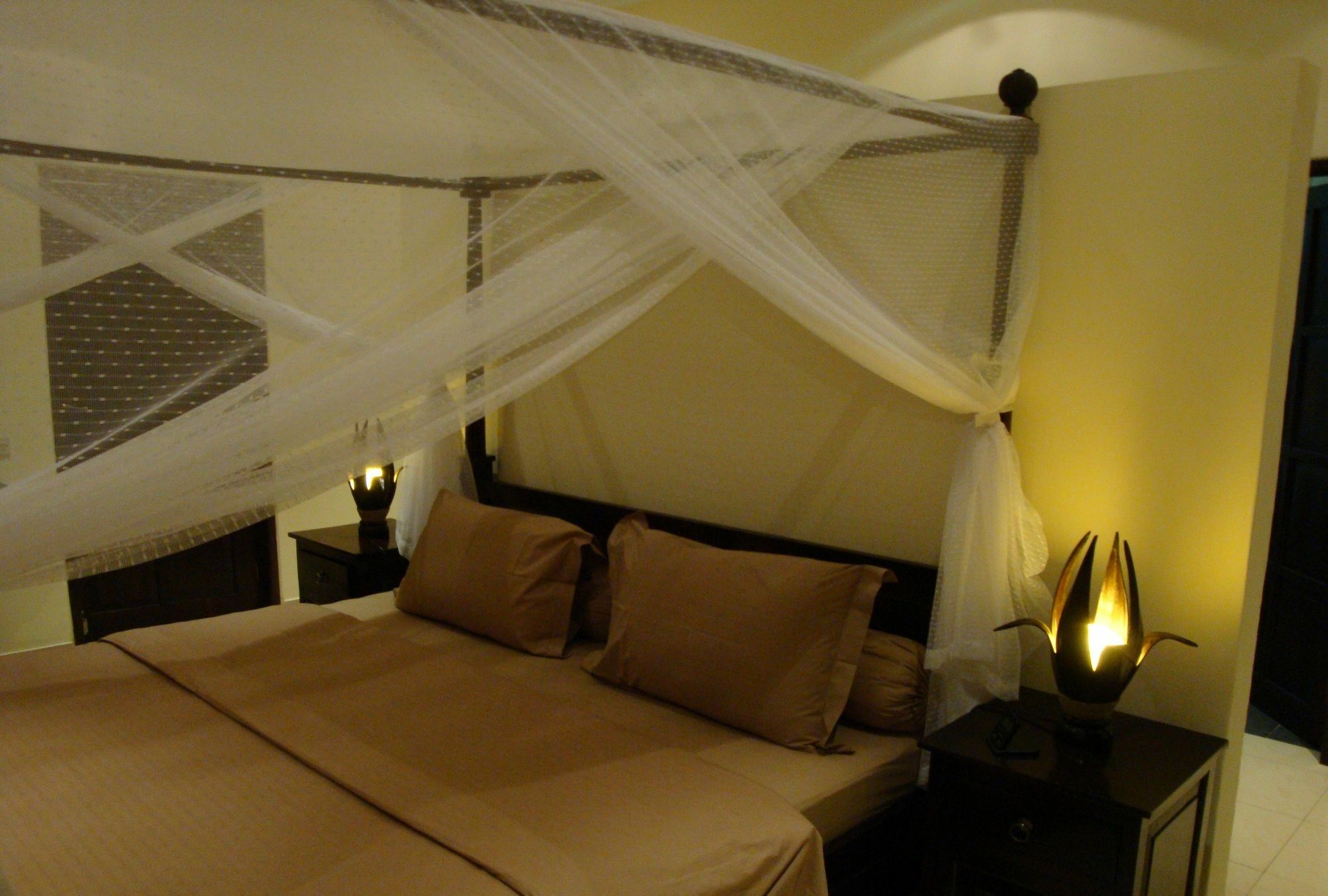 Villa Pelangi Bali Seririt  ภายนอก รูปภาพ