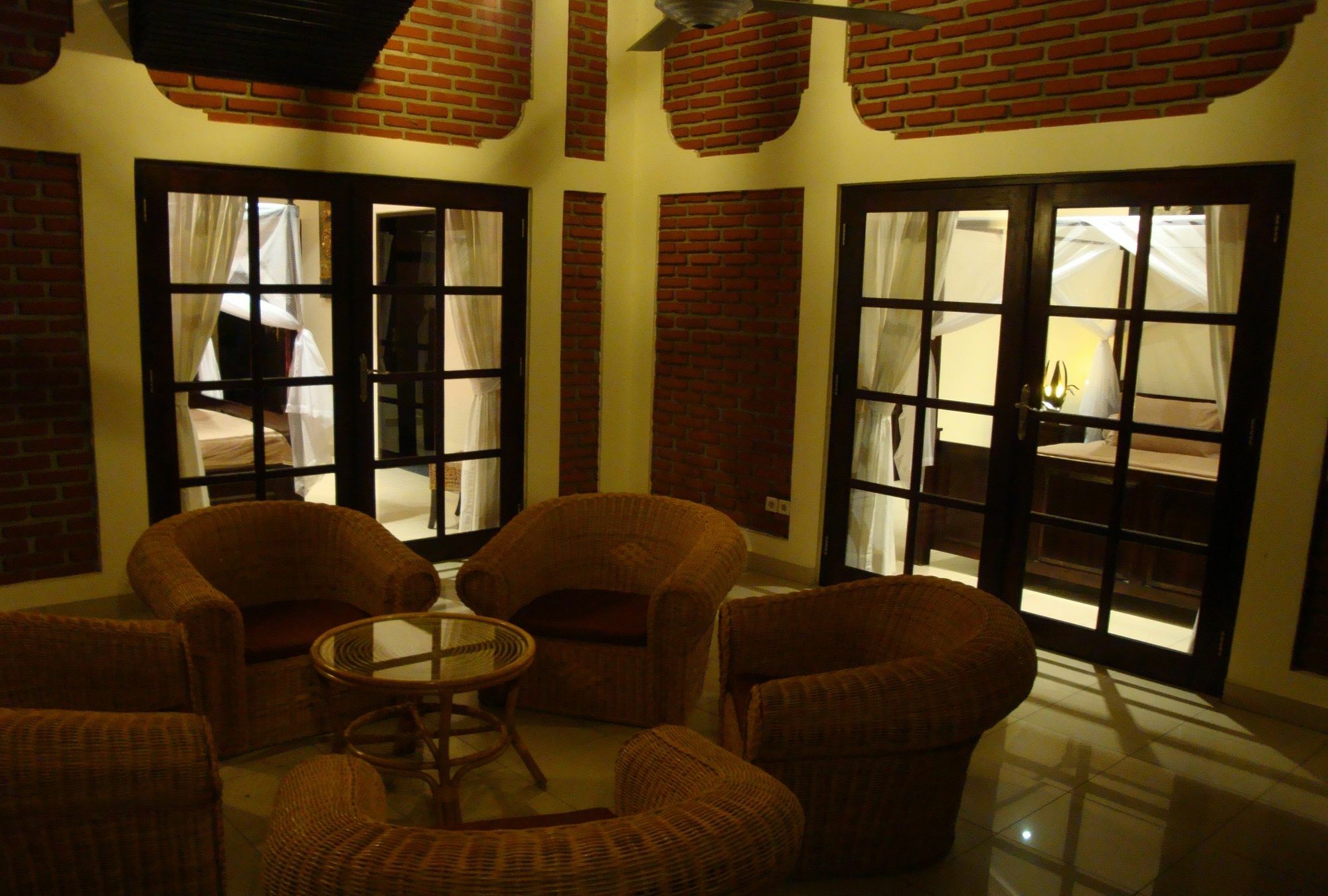 Villa Pelangi Bali Seririt  ภายนอก รูปภาพ